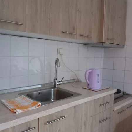 Thalia'S Apartment Near The Beach Nea Kallikrateia Exterior photo